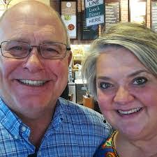 Debbie Bloomer's Instagram, Twitter & Facebook