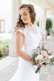 Lifestyle wedding photography is you, your style and personality throughout the wedding process. Kassie Stefan Blush Navy Wedding At The Community Life Center In Indianapolis Indiana Chloe Luka Photography