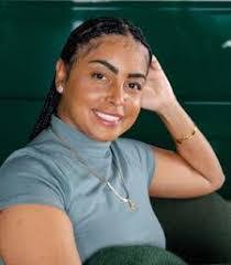 Nella Hernandez's Instagram, Twitter & Facebook