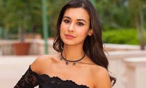 L'actrice et mannequin natalie portman est sans aucun doute l'une des plus belles femmes du monde. Top Des Pays Ou Vous Rencontrerez Les Plus Belles Femmes Du Monde Magazine Feminin Vie Pratique