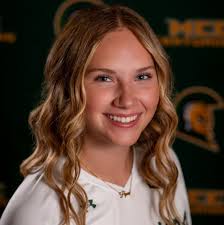 Josie Kenyon's Instagram, Twitter & Facebook