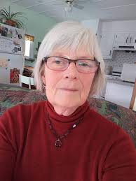 Brianna Turner, Damiris Dantas and Makayla Timpson served ice cream sundaes  and made friendship bracelets with guests at the Wheeler Mission Center for  Women and Children yesterday 🍦❤️