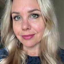 Skin cancer is the most diagnosed cancer in under 40s. It's also more  detectable than many other cancers. Guess which country has a lot of sun  and high UV rates? Guess which