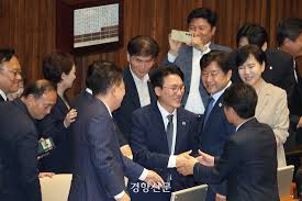 경향신문 - News update