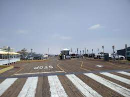 Parking is available on the santa monica pier deck, accessed via the ramp at the intersection of ocean avenue and colorado avenue. Santa Monica Pier Parkplatz In Santa Monica Parkme