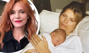 The catwoman star shares two children, claudia, 28, and john, 26 with her. Michelle Pfeiffer Posts A Lovely Throwback Post To When She Had Just Given Birth To One Of Her Kids Daily Mail Online