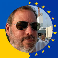 Keep finding my electric garage door open. Think it is being triggered by  remote when inadvertantly sat on. Any ideas how I could use a sensor  integrated into HA to warn me?