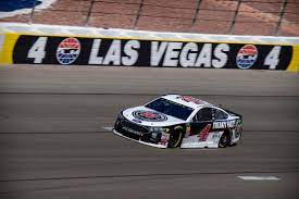 Sixteen drivers qualified for nascar's playoffs, with martin truex jr. Nascar At Las Vegas Results Standings Kevin Harvick Wins Second Straight Race Cbssports Com