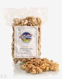 Walnut tree gifts is one of the uk's leading packers of superior quality dried fruit, nuts and chocolate. Dry Fruits Buy Dry Fruits Almond Walnut Online In India Kashmirbox
