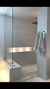 pin van jokes op bathrooms banos badkamerideeen badkamer met douche badkamer modern