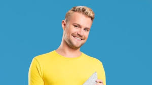 Big brother is an american television reality game show based on the dutch tv series of the same name created by producer john de mol and ron w diesel in 1997. Promi Big Brother Daher Konnten Sie Den Neuen Bewohner Kennen