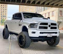 2018 ram 2500 tradesman crew cab 4wddescription: Meet The White Ghost Lifted 2017 Dodge Ram 2500 Laramie On 37s Offroadium Com