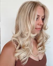 Blonde and Hollywood 🌟