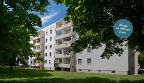 Eine neue kleine einbauküche und ein frisch renoviertes bad. Startseite Wohnen In Bernsdorf