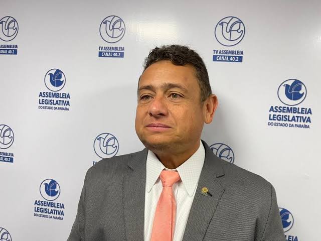 Troca de farpas entre deputados marca sessão itinerante em Campina Grande