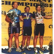 Mario Pons aconseja A ciclistas del Azuay!