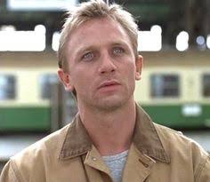 Daniel's paternal grandfather was william john gartland craig (the son of william craig and mary josephine gartland). Daniel Craig Young Photos