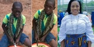 Best of tope alabi mix type: Young Street Hawker Goes Viral After Singing Tope Alabi Song Celebrities React Video