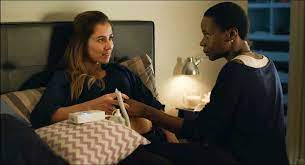 Ana'nın gebeliği istenmeyen bir gebeliktir ve oldukça da sorunlu geçmektedir. Locarno 17 As Boas Maneiras Good Manners Von Juliana Rojas Und Marco Dutra Wettbewerb Sennhausers Filmblog