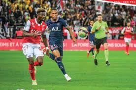 Moussa doumbia, anastasios donis, kaj sierhuis chưa chắc ra sân; W14p Cb1lg0jwm