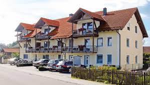 Passau is 27 km away. Appart Alexandra Appartementhaus In Bad Fussing