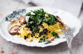 Spaghetti Squash With Beluga Lentils Parsley Pesto Shiitake Green Kitchen Stories