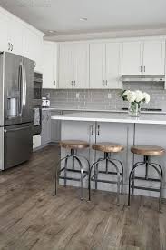 15 Up In Arms About Grey Wood Floors Kitchen Cabinets Countertops Apikhome Com White Kitchen Design Gray And White Kitchen Wood Floor Kitchen