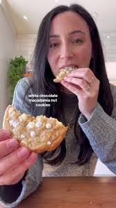 Melissa Stadler's Instagram, Twitter & Facebook