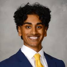 As the summer comes to an end, so does my 10-week internship experience at  NetJets. Serving