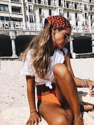 En verano cuando llevamos poca ropa debido al calor y queremos darle de todas las formas de ponerse un pañuelo en la cabeza, es la más sencilla. Electricista Vigilancia Diamante Panuelos Para La Cabeza Mujer Pierna Secundario Serpiente