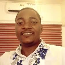 Ayo Akinlade (@AY_MoreMoney)