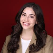 Shari Bowen's Instagram, Twitter & Facebook