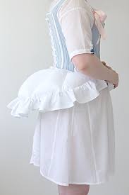How To Sew An 18th Century Bumroll 18th Century Fashion 18th Century Clothing Century Clothing