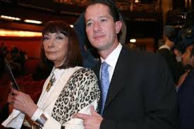 We don't have a biography for lucía guilmáin. 67spvm3pznximm