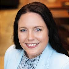 Amanda Fabian's Instagram, Twitter & Facebook