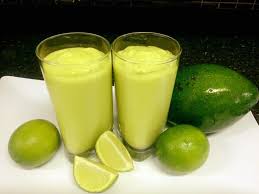 Nesta lista, você pode conferir nove receitas especiais de vitamina de abacate. Vitamina De Abacate Low Jejum Intermitente Lowcarb Facebook