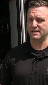 Officials demonstrate steps used at scenes like multistate police chase