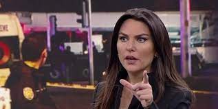 She works as the main news bulletin presenter on show tv. Xmbzq6fqypzbkm