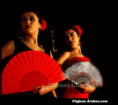 Résultat de recherche d'images pour "Mujer bailando con abanico"