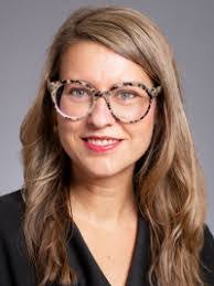 Amy Goss's Instagram, Twitter & Facebook