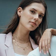 Sophia Gold's Instagram, Twitter & Facebook