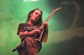Его биография является одной из самых мотивирующих, а музыкальный вклад весьма трудно переоценить. Aleksi Lajho Istoriya Biografiya Muzykanta Children Of Bodom