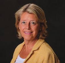 Lauren Shuman's Instagram, Twitter & Facebook