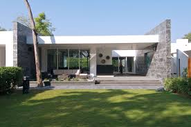 Pohozhee Izobrazhenie Facade House Single Storey House Plans Modern Bungalow