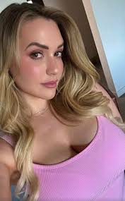 Just really like how I look here 💕 #pinkflashph