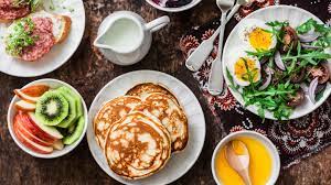 Während die einen sagen, es wäre besser, fünf kleine mahlzeiten über den tag verteilt zu essen, schwören andere auf zwei bis drei große mahlzeiten pro tag. Fasten Am Morgen Werde Ich Wirklich Dick Wenn Ich Das Fruhstuck Ausfallen Lasse Stern De