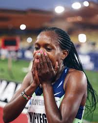 17 in the women's 5000 m heats american abbey d'agostino and nikki hamblin of new zealand fell during the race. Faith Kipyegon 6 Cute Photos Of Celebrated Kenyan 1500m Champion Tuko Co Ke