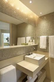 Banheiros Decorados Mais De 50 Modelos Para Inspirar Voce Banheiros Modernos Decoracao Banheiro Pequeno Tetos De Banheiro