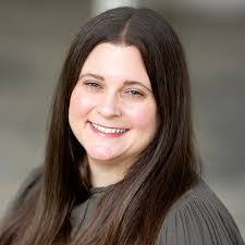 Danielle Lindquist's Instagram, Twitter & Facebook