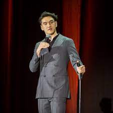 Центральная фигура выступлений нурлана — он сам. Nurlan Saburov Principy Nurlan Saburov Principy Stand Up Show Platinumlist Net